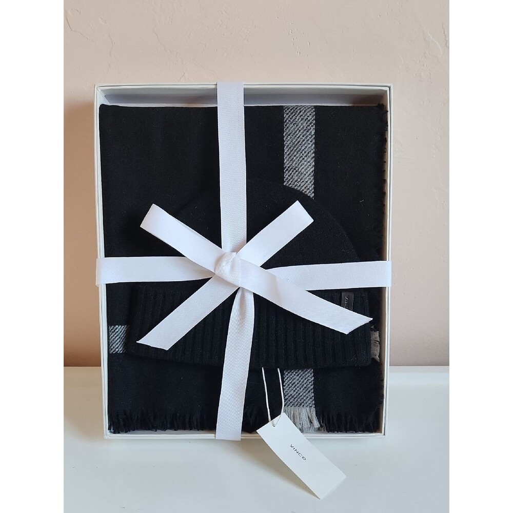 Vince Black Wool Cashmere Knit Beanie & Scarf Gift Set NWT